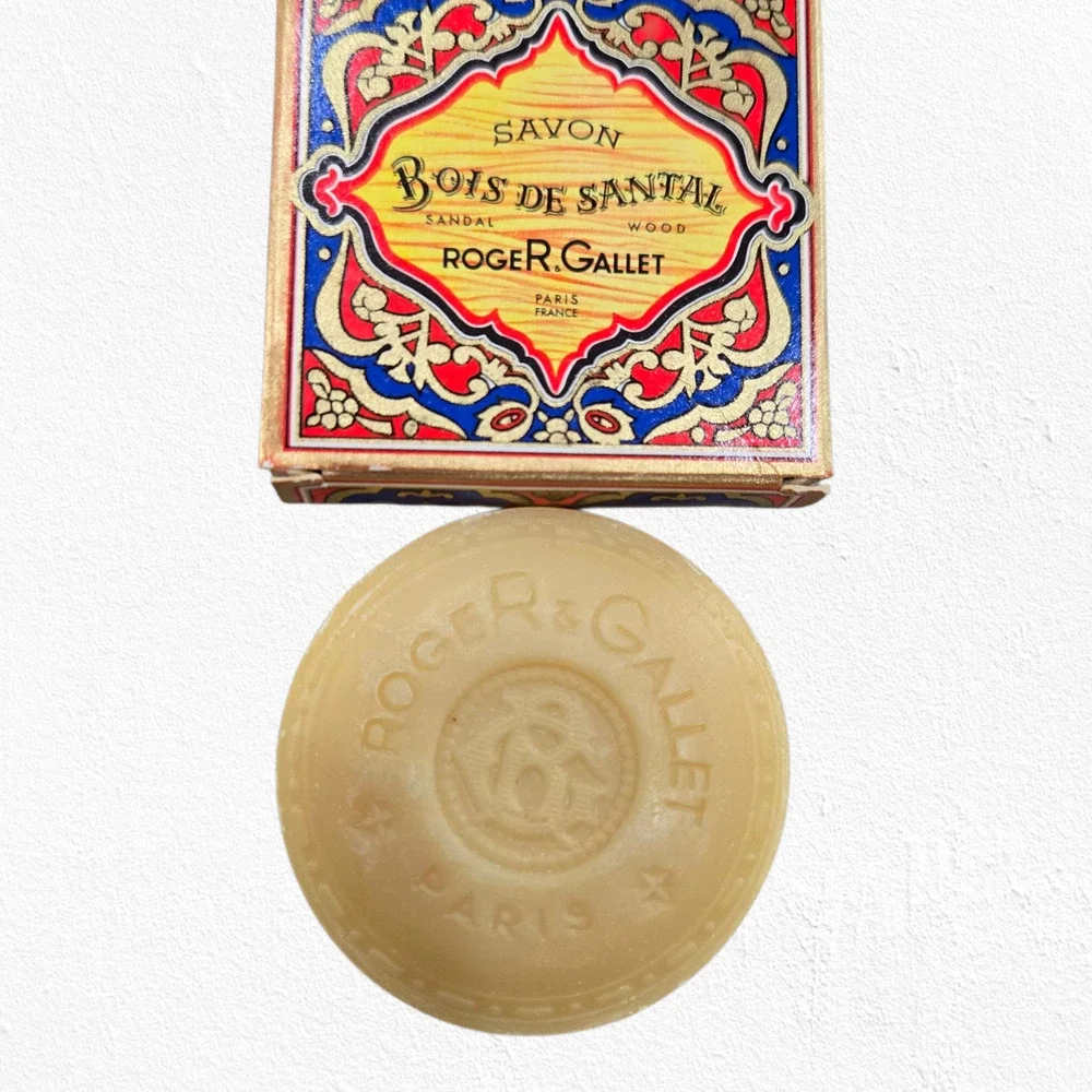 Lot of 6 Vintage Hotel & Luxury Soaps Roger & Gallet Caswell Massey Canterbury